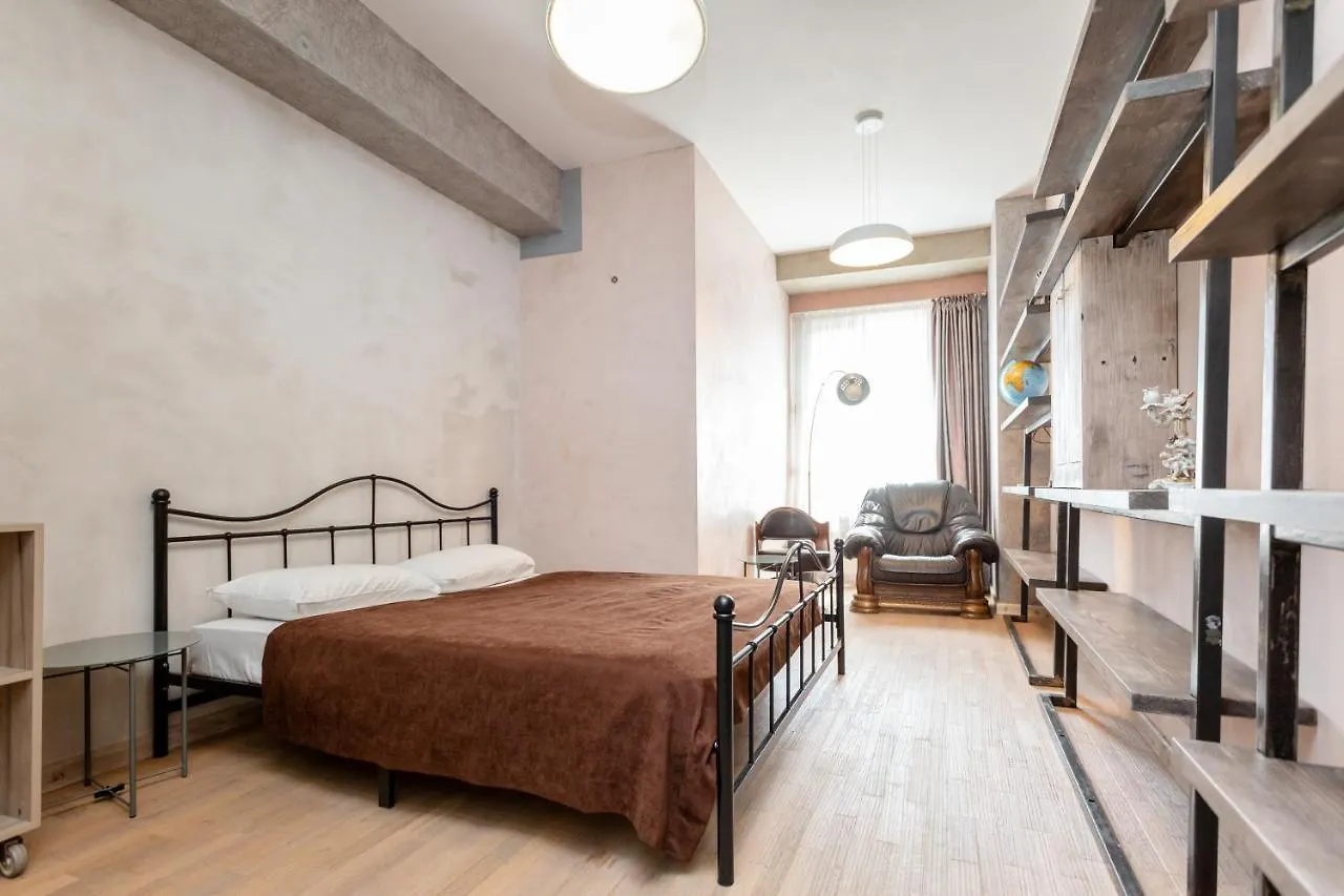 Luxury Apartment For Families Or Group Of Visitors In City Center Tbilisi